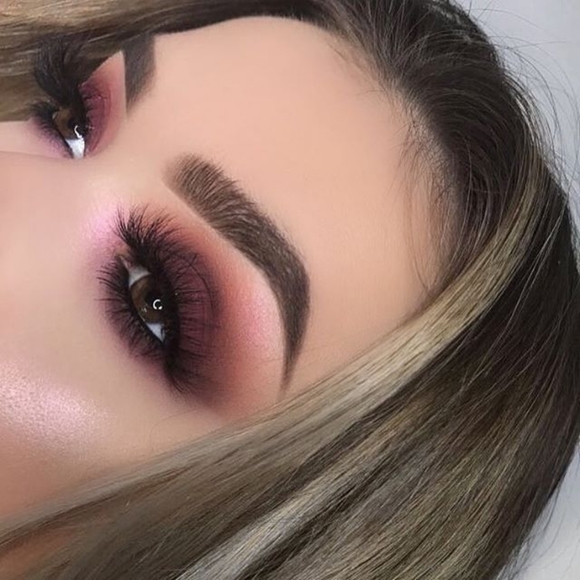 Too Faced Whipped Chocolate Wine Matte Liquid Eyeshadow (Mauve Purple) - Picture 6 of 11